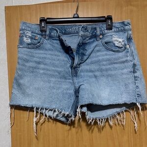 American Eagle Outfitters ex boyfriend shorts